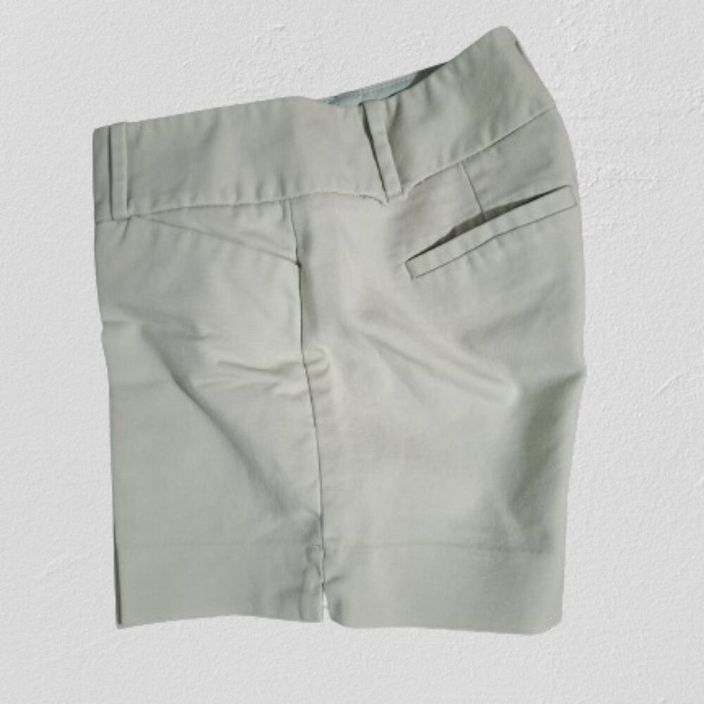 Pale Lime Green Tailored Shorts Size 0